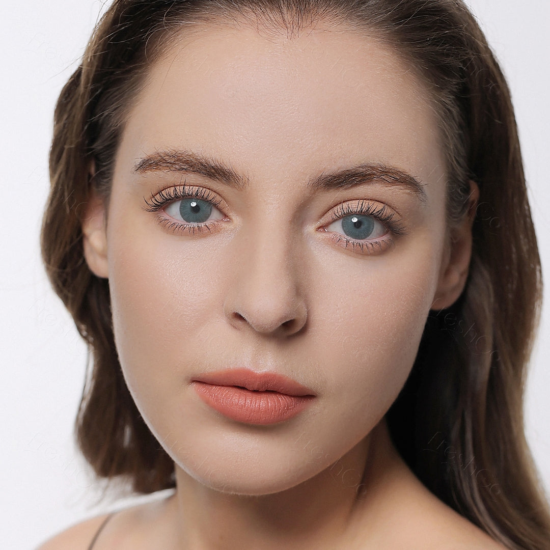 Fiesta Jade Colored Contacts - Image 4 | カラーコンタクト | FreshGo