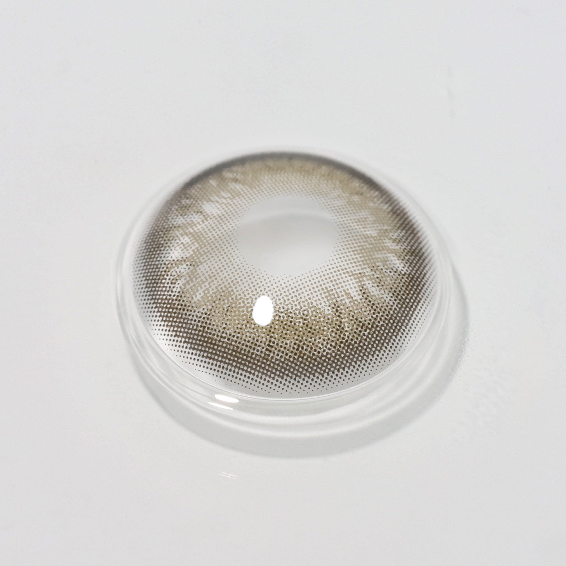 BLUSH GIRL Shadow Gray Colored Contacts - Image 5 | カラーコンタクト | FreshGo